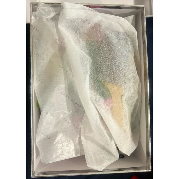 New In Box - Azalea Wang x Akira - Isbeau - Size 7 - Picture 4 of 6